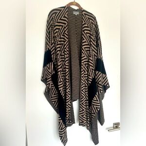 Joesph A - Patterned Shall - O/S